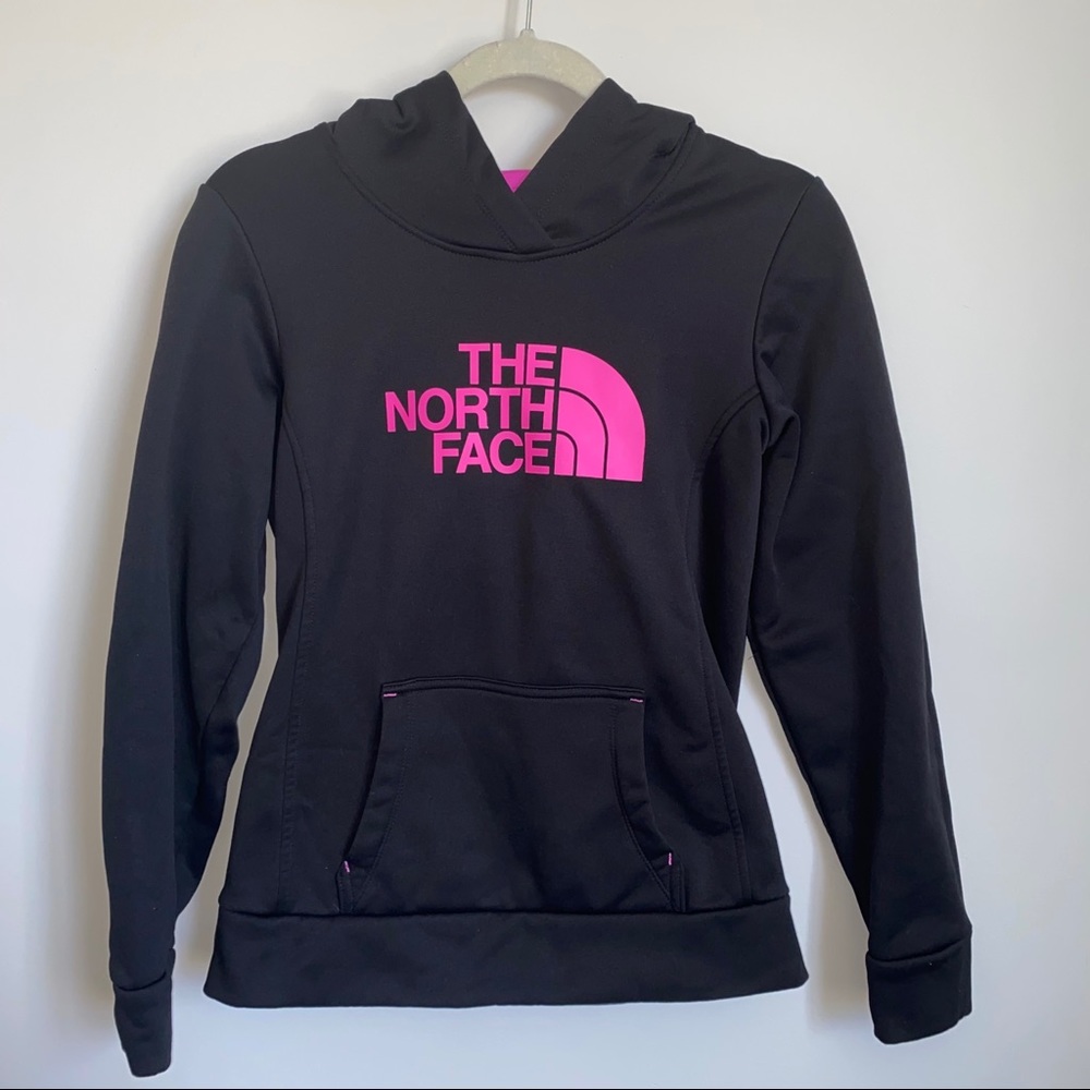 The Northface Women’s Fave Pullover Hoodie Black
